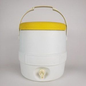 Vintage Schlitz Igloo 3 Gallon Water Cooler Yellow